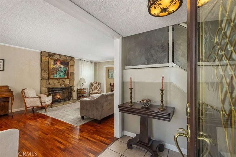 1734 Bluestone