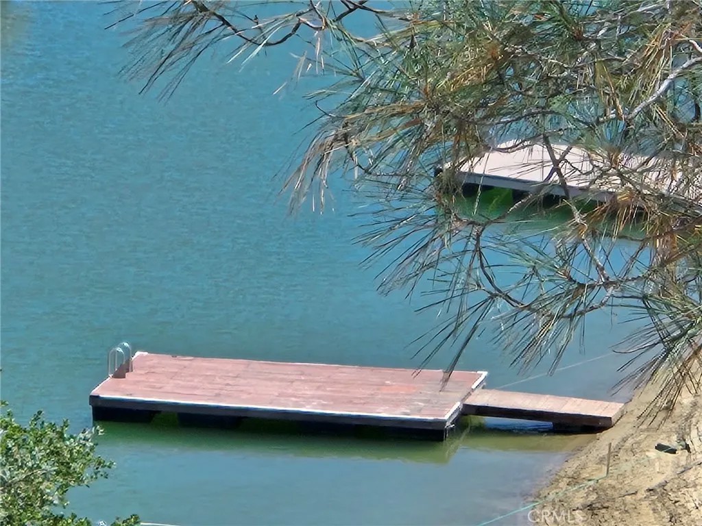 2627 Captains Walk