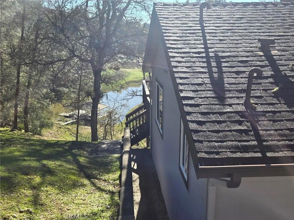 Photo of 2627 Captains Walk, Lake Nacimiento, CA 93426 (MLS # NS26009819)