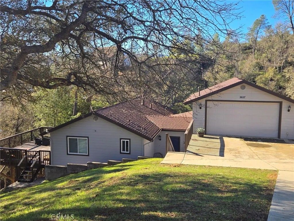 Photo of 2627 Captains Walk, Lake Nacimiento, CA 93426 (MLS # NS26009819)