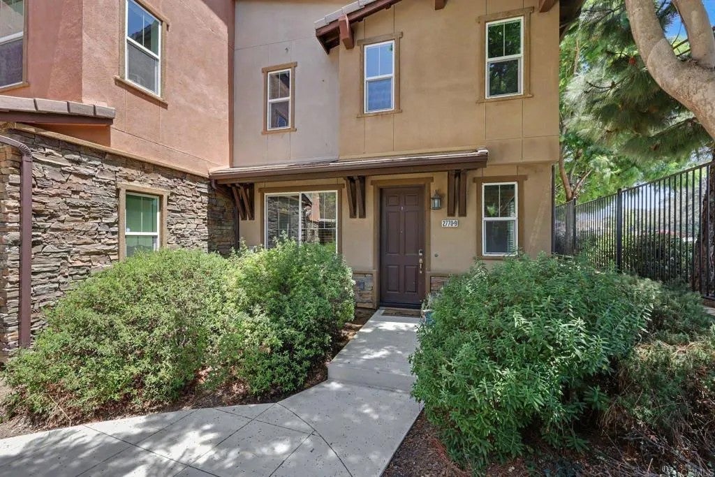 2770 Sparta 9