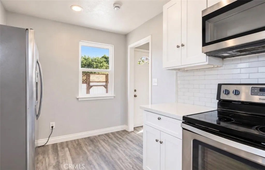 464 W 34th Street