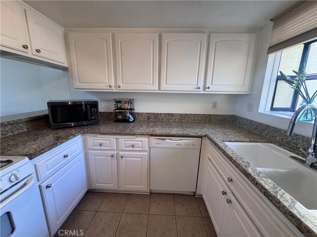 3516 E Ransom Street 303