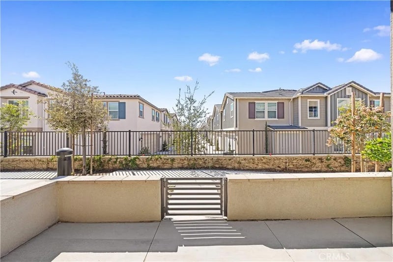 4056 E Peony Paseo 16