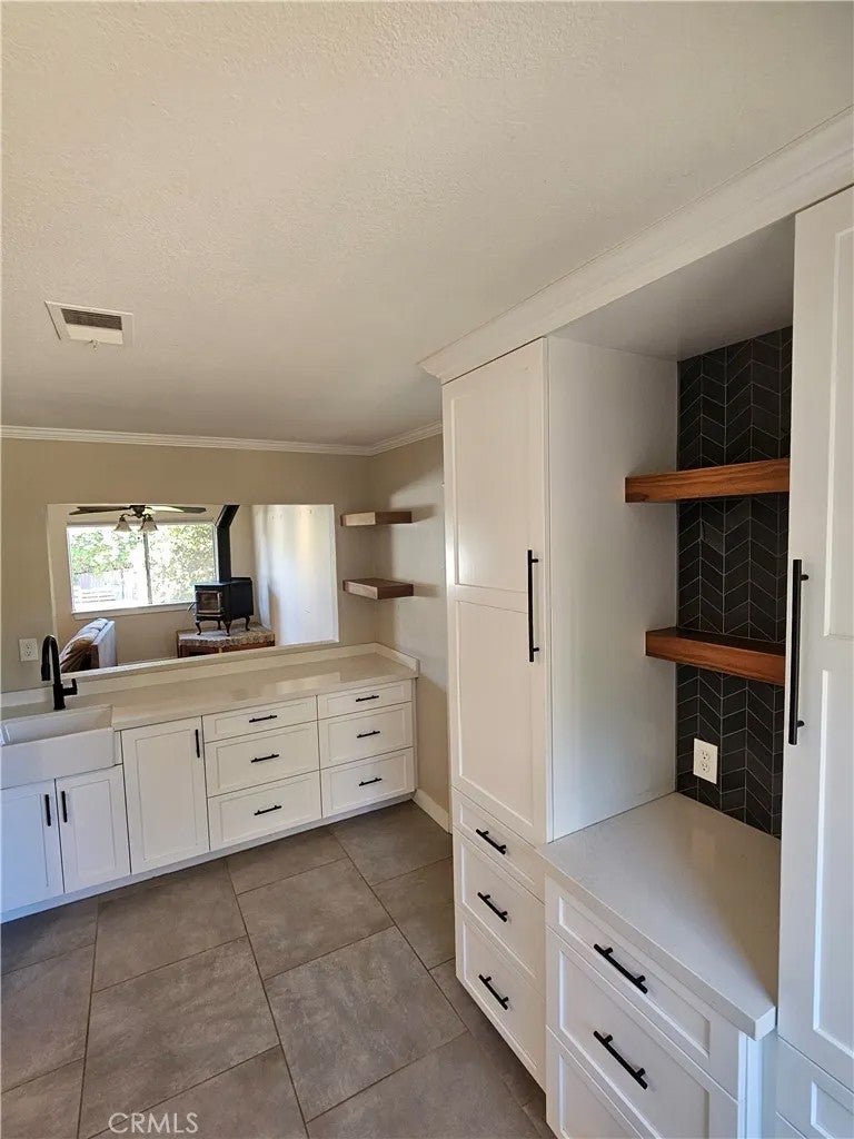 Photo of 1733 Hillcrest Lane, Fallbrook, CA 92028 (MLS # SW26191804)
