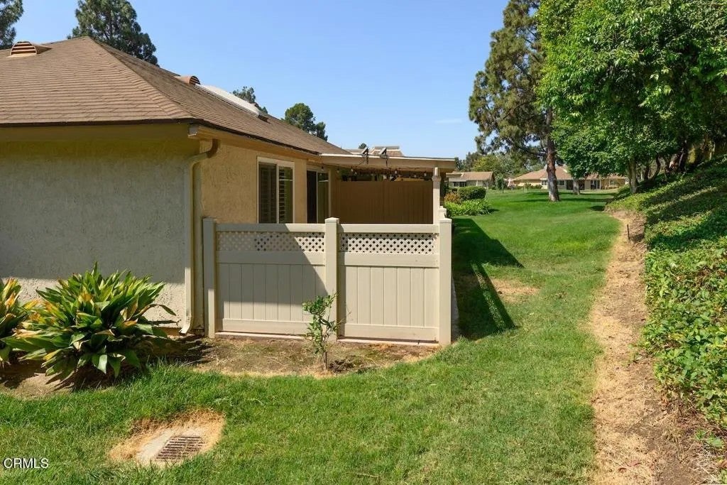 7161 Village 7