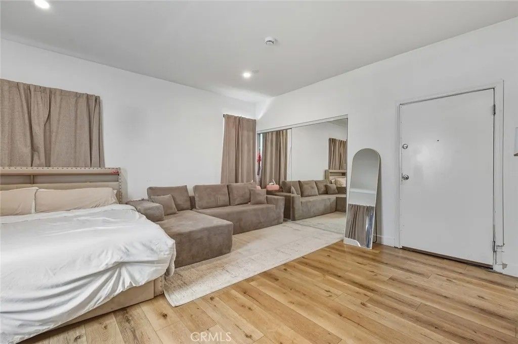 Photo of 1136 Arapahoe, Los Angeles, CA 90006 (MLS # TR26029817)