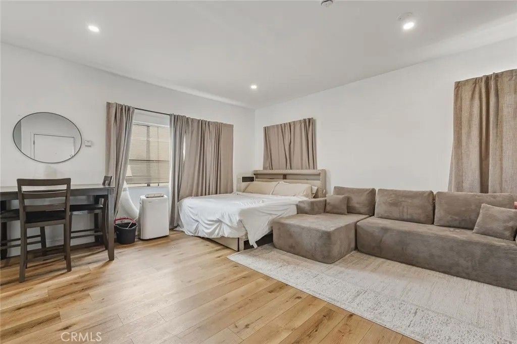 Photo of 1136 Arapahoe, Los Angeles, CA 90006 (MLS # TR26029817)