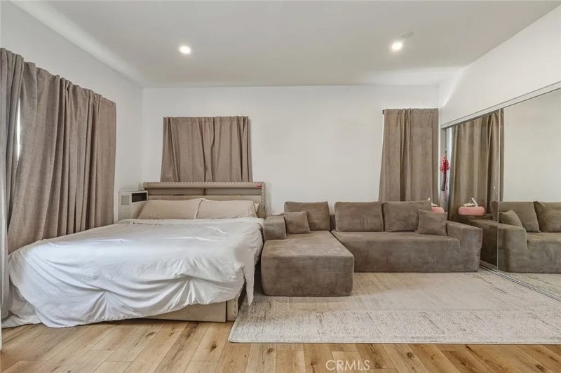 1136 Arapahoe