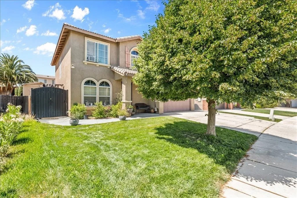 14267 Grayfox Ln