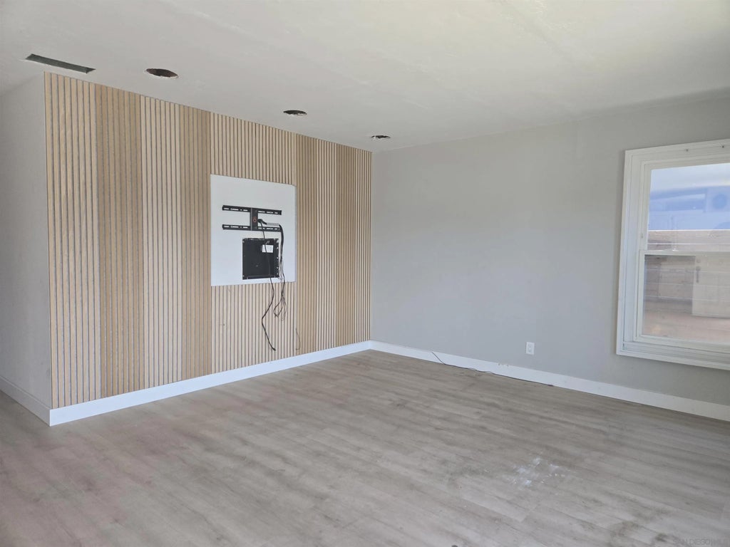 Photo of 420 Emerson ST, Chula Vista, CA 91911 (MLS # 260016005)