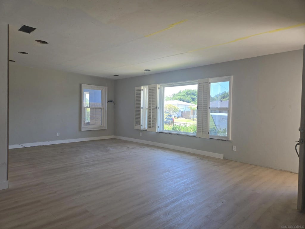 Photo of 420 Emerson ST, Chula Vista, CA 91911 (MLS # 260016005)