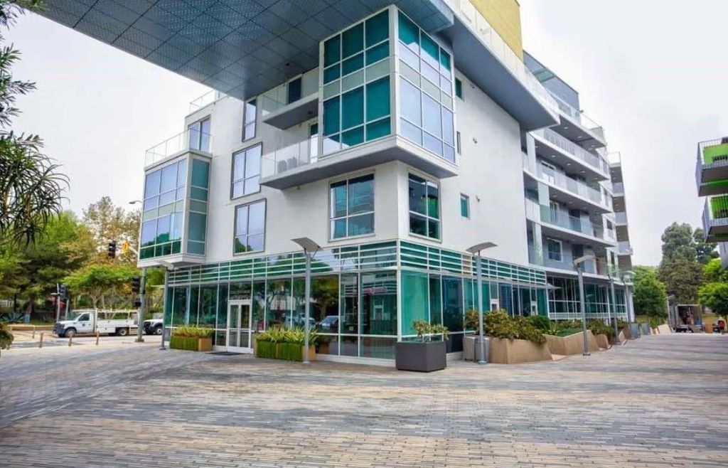 Photo of 1705 Ocean #210, Santa Monica, CA 90401 (MLS # WS25280174)