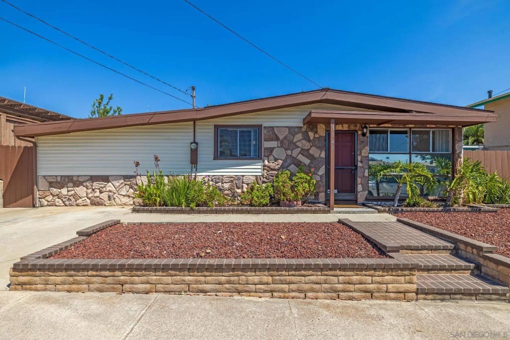 Photo of 3141 Admiral Ave, San Diego, CA 92123 (MLS # 260014205)
