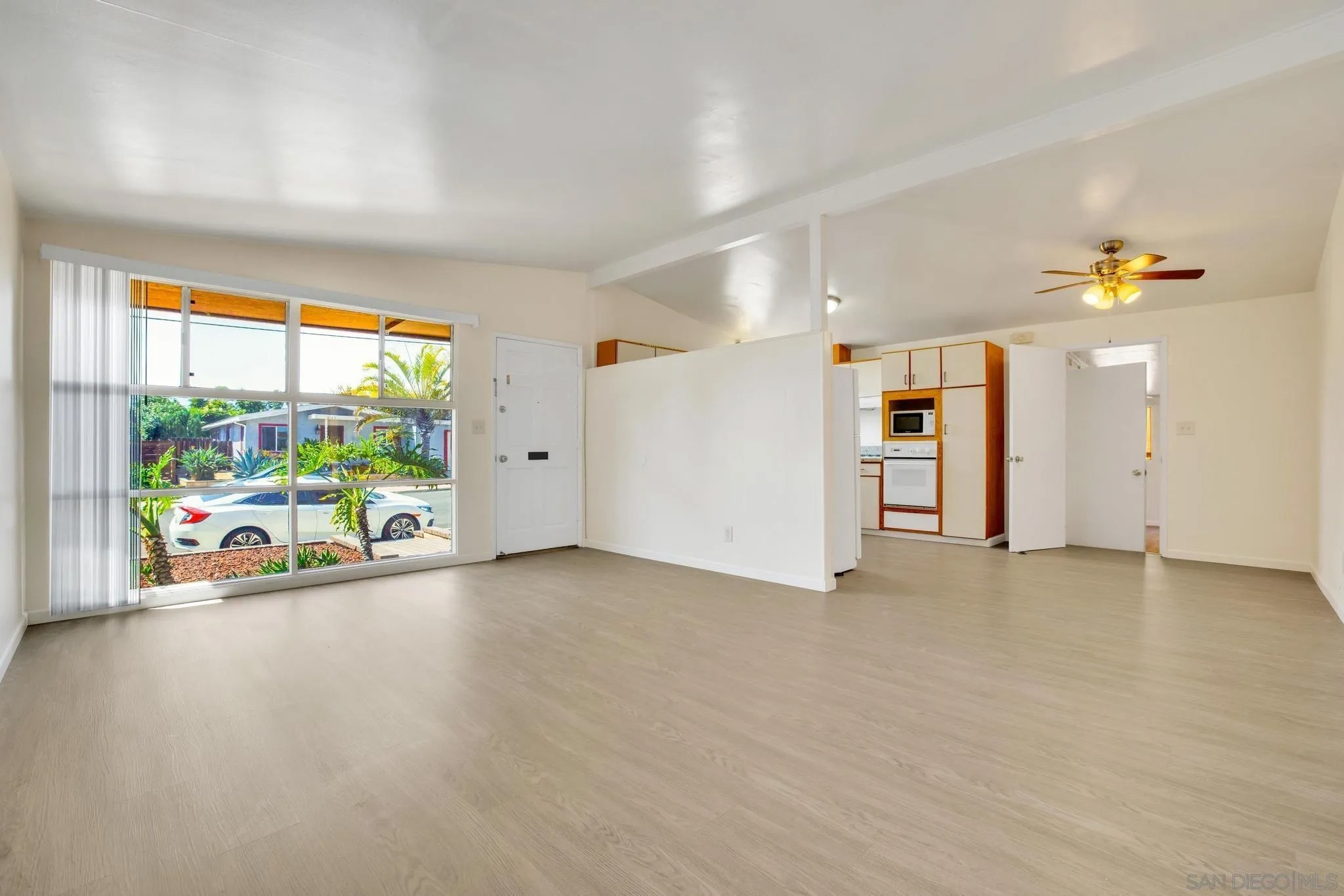 3141 Admiral Ave