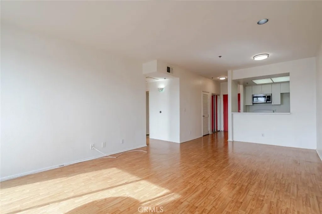 19350 Sherman Way 210