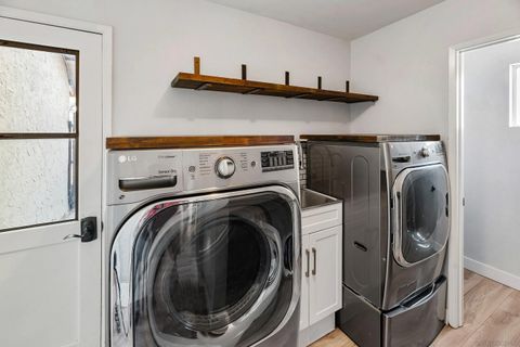 Tiny photo for 1803 Hillsdale Ln, El Cajon, CA 92019 (MLS # 250042149)