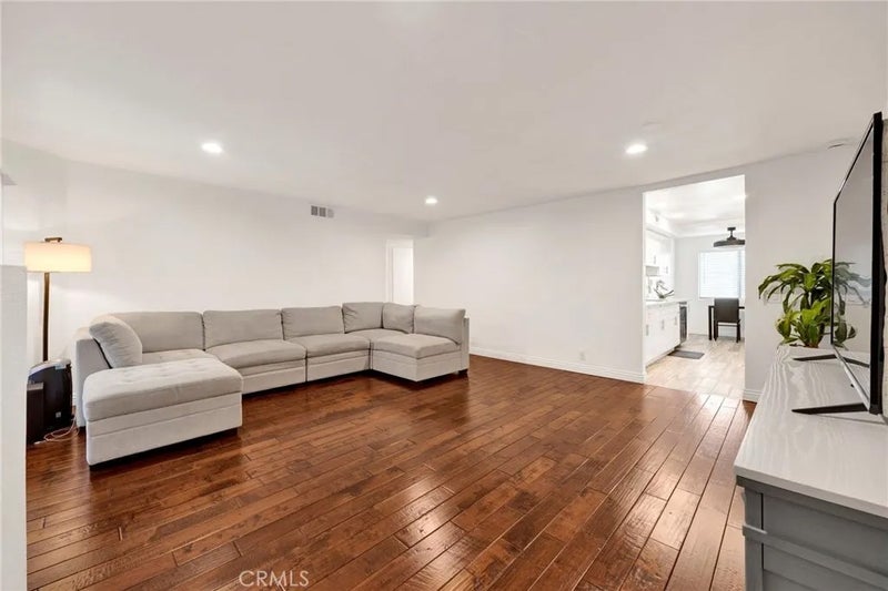 13825 Beaver Street 62