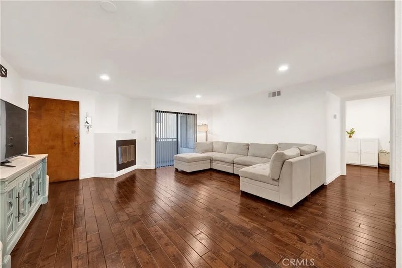 13825 Beaver Street 62