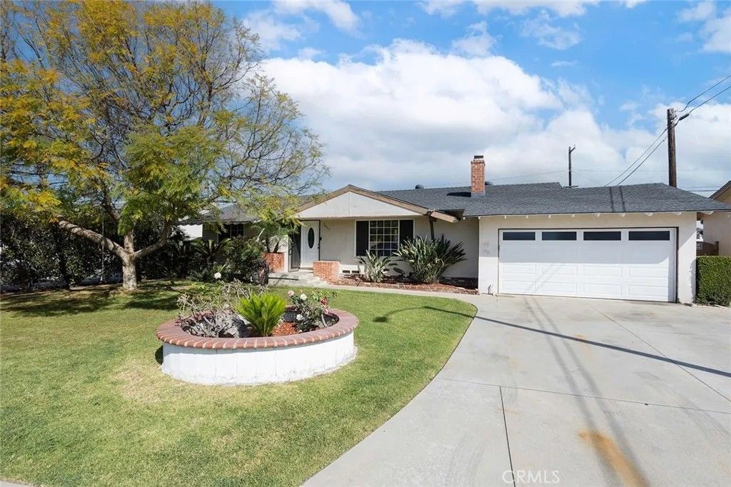 Photo of 2917 W Rome Ave, Anaheim, CA 92804 (MLS # PW26061922)