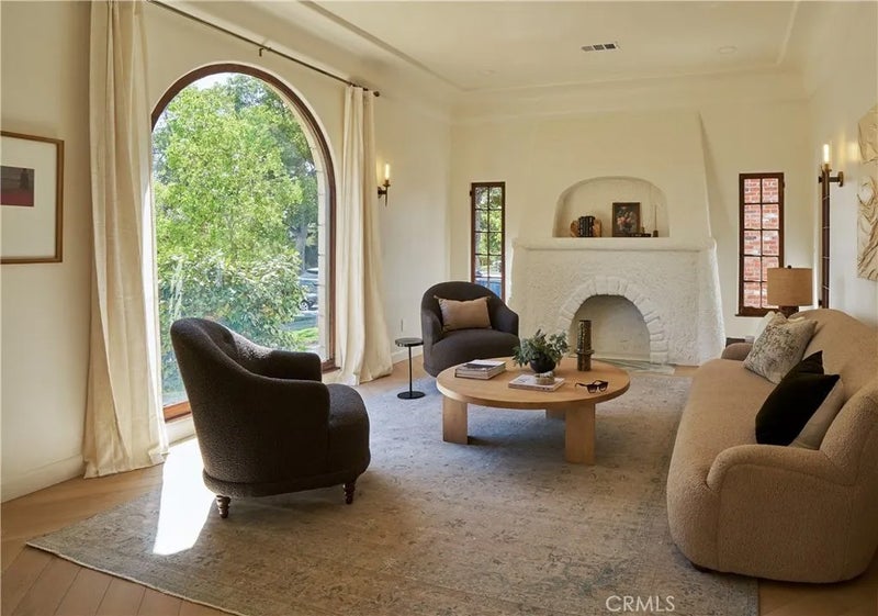 721 Palm Drive