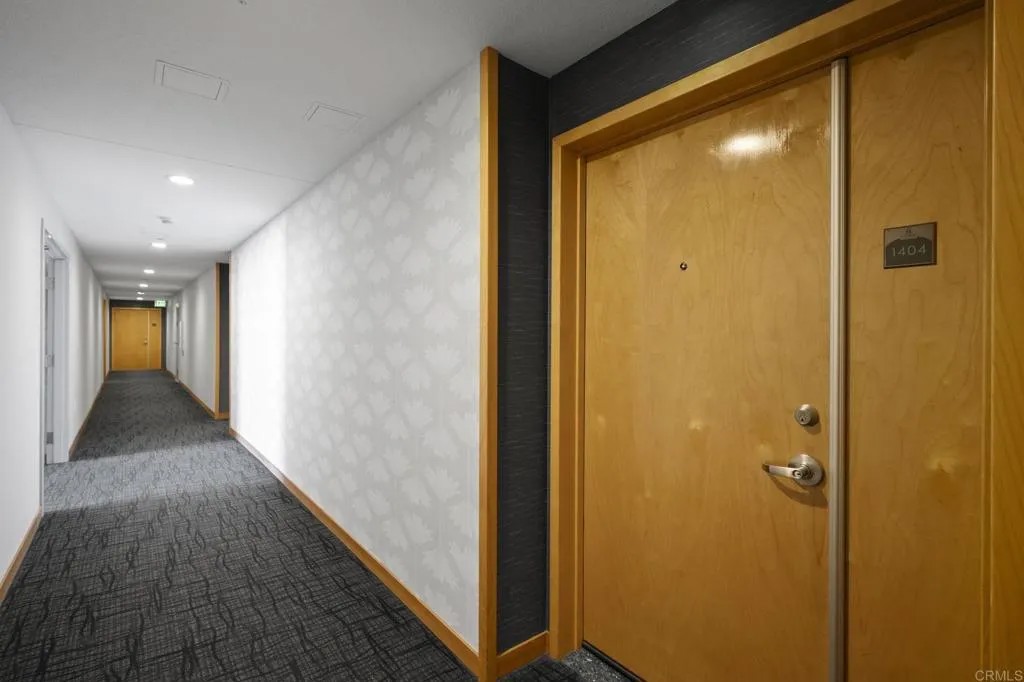 850 Beech Street 1404