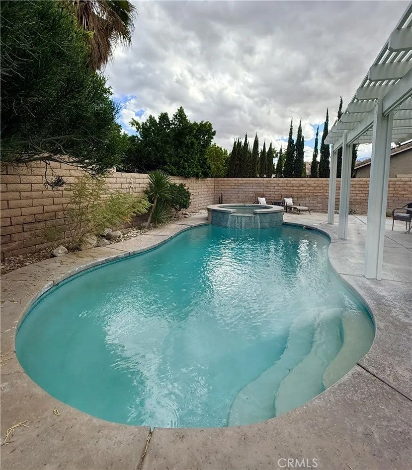 Photo of 2340 N Paseo De Anza, Palm Springs, CA 92262 (MLS # OC26228754)
