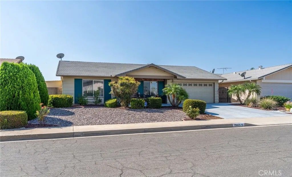 Photo of 26435 Bluebell St, Menifee, CA 92586 (MLS # SW25229719)