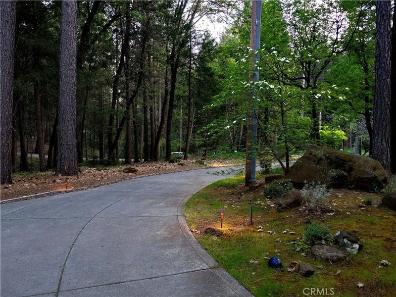 62 Hollow Oak Lane