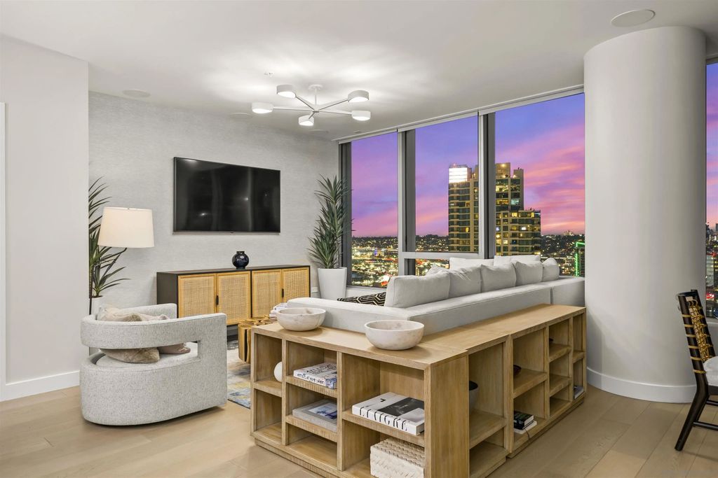 Photo of 888 W E #3006, San Diego, CA 92101 (MLS # 260006812)