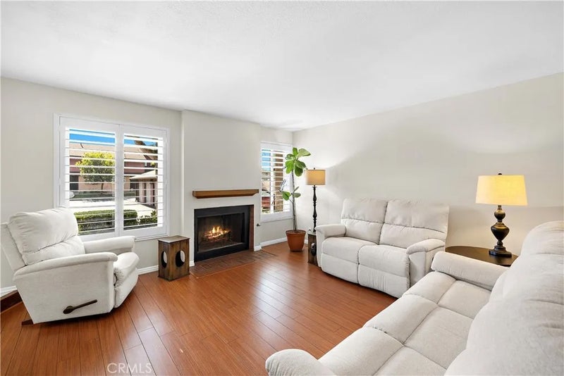 17614 Windward Terrace