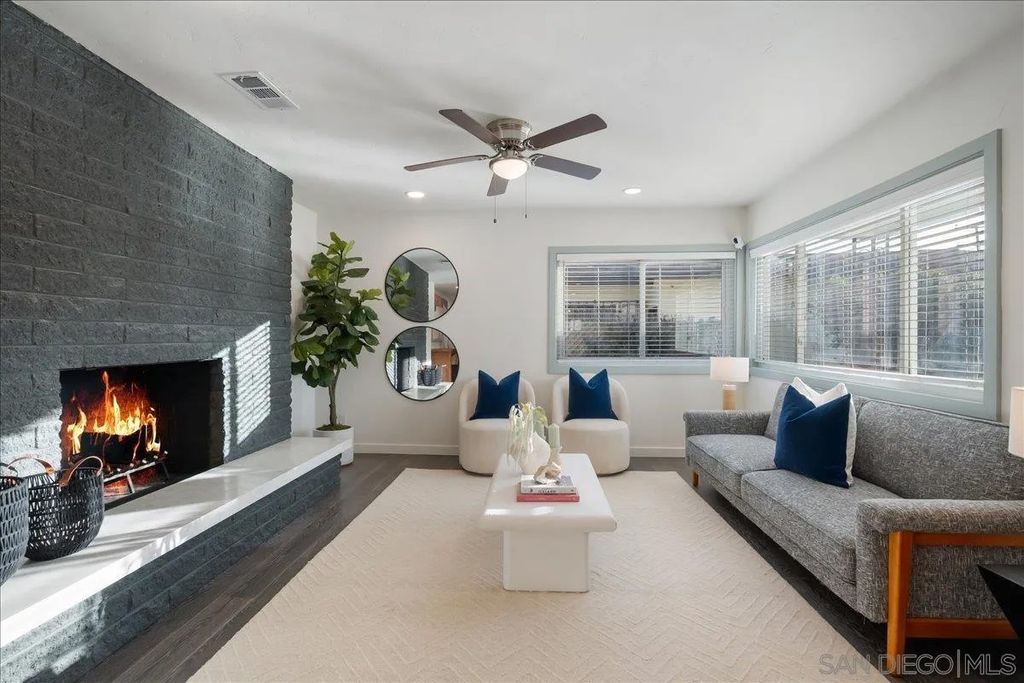 Photo of 941 8Th St, Imperial Beach, CA 91932 (MLS # 260002215)