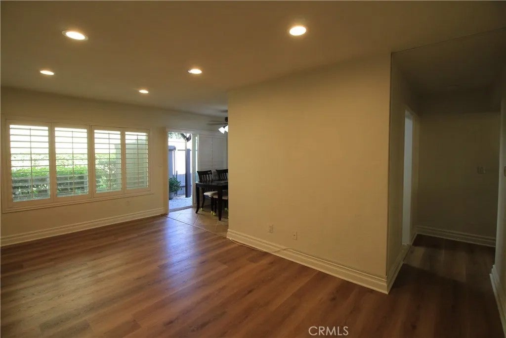 1480 W Lambert 279