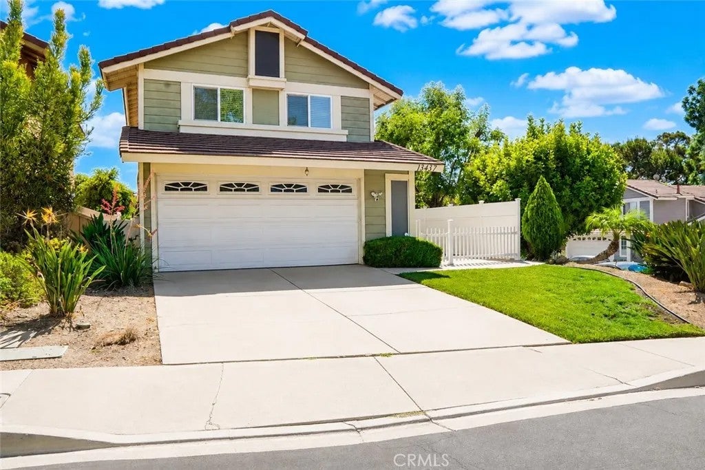 13437 Gold Dust Way
