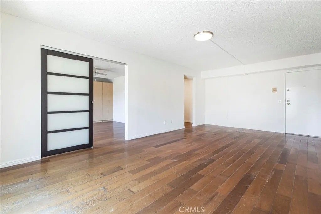 Photo of 1422 Rock Glen #210, Glendale, CA 91205 (MLS # GD25268151)