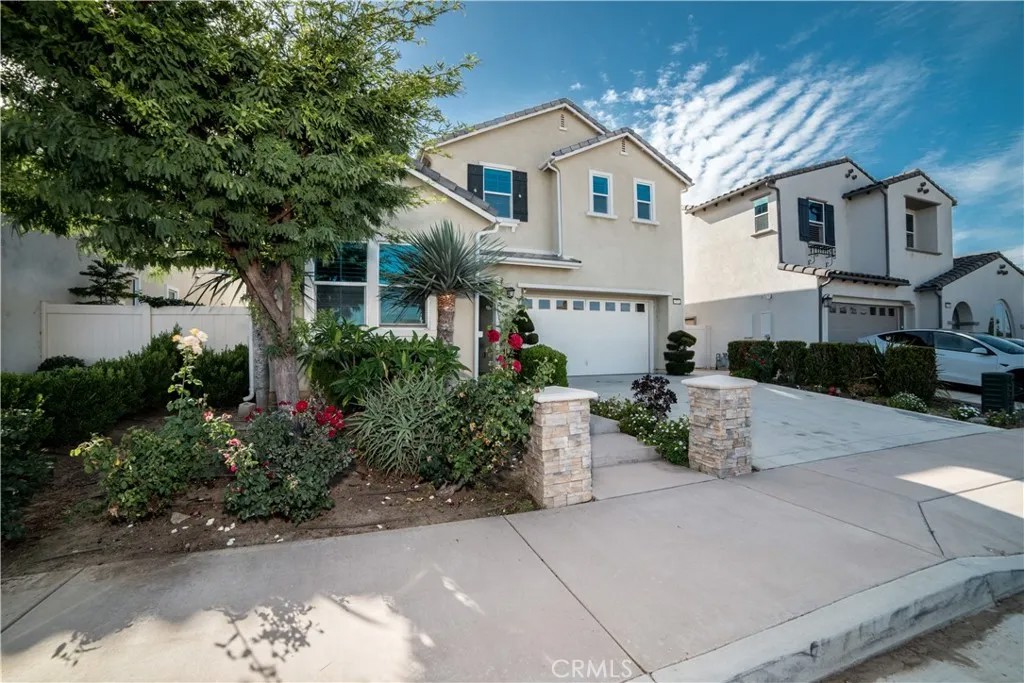 15762 Kingston