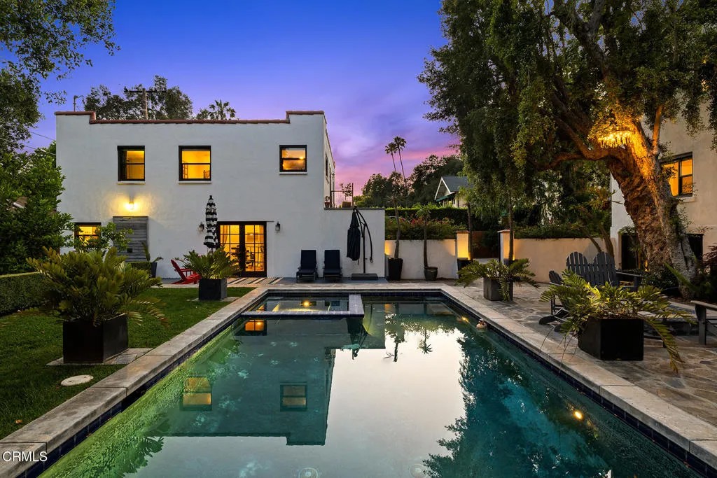 1052 New York Drive