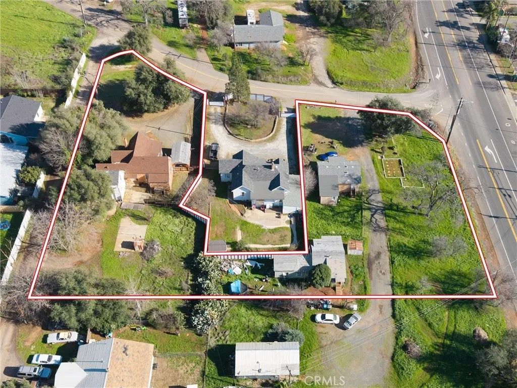 Photo of 1013 Middlehoff Ln, Oroville, CA 95965 (MLS # OR26008378)