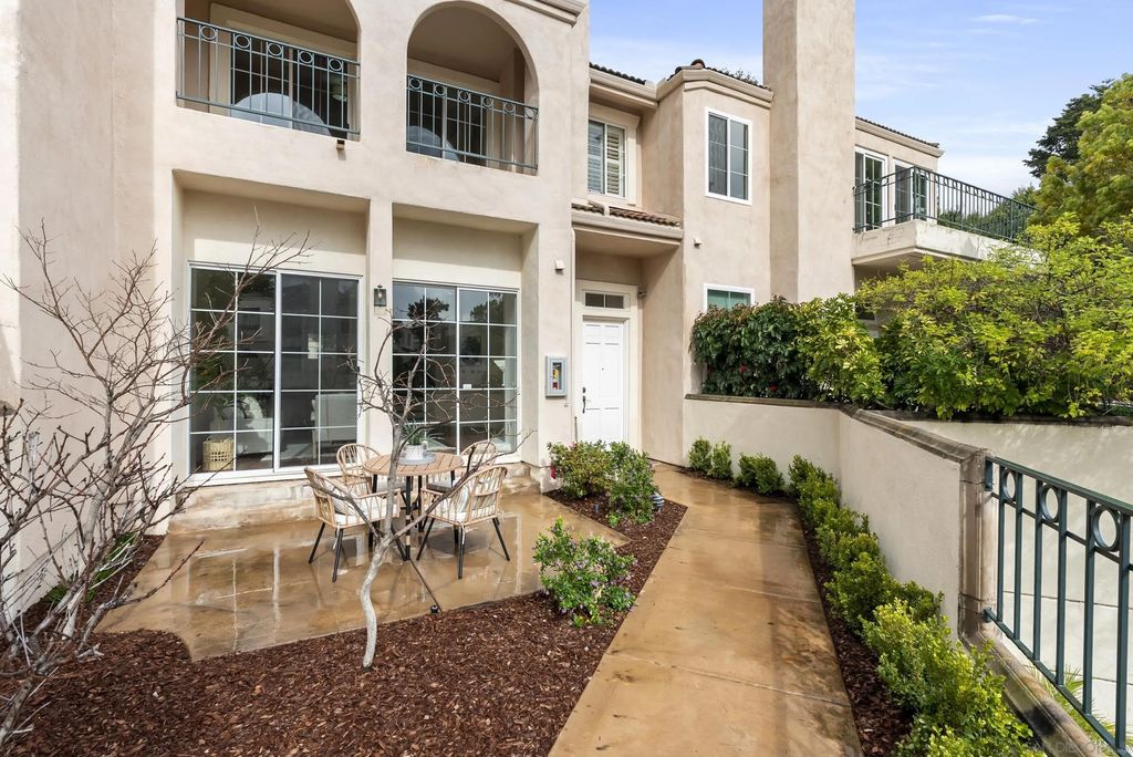 Photo of 5123 Renaissance Ave #C, San Diego, CA 92122 (MLS # 260008313)