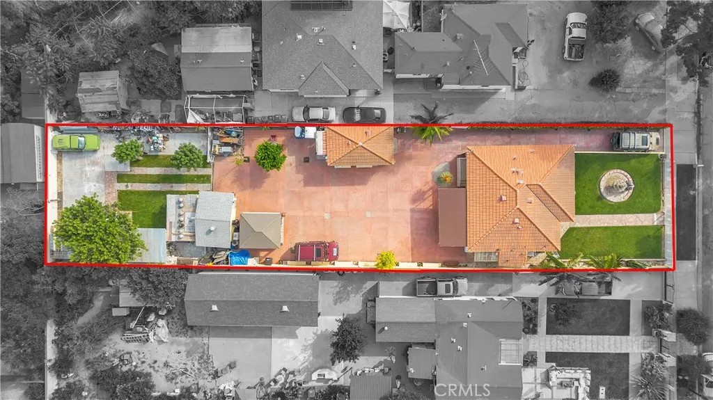 302 S Covina Blvd