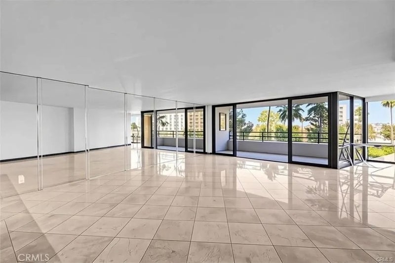4337 Marina City Dr 149