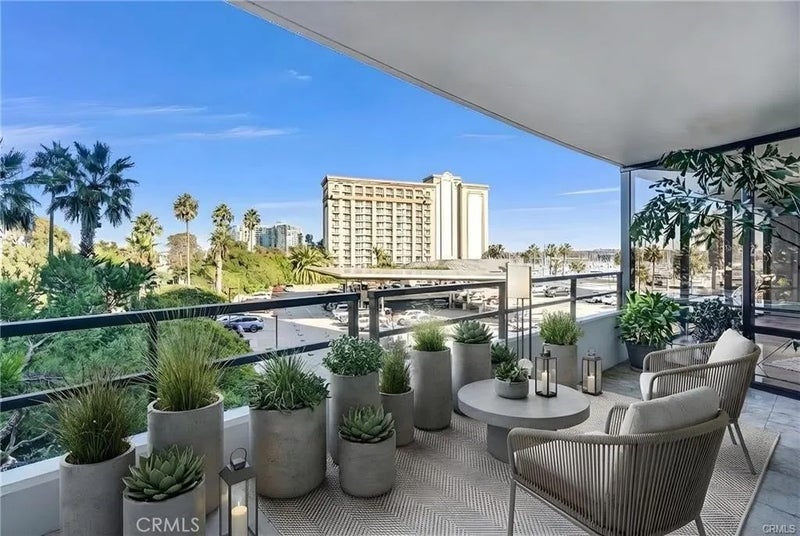 4337 Marina City Dr 149