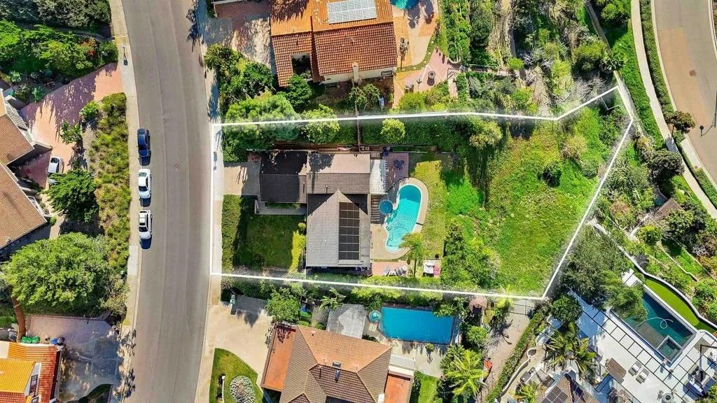 Photo of 2518 Unicornio Street, Carlsbad, CA 92009 (MLS # NDP2601851)