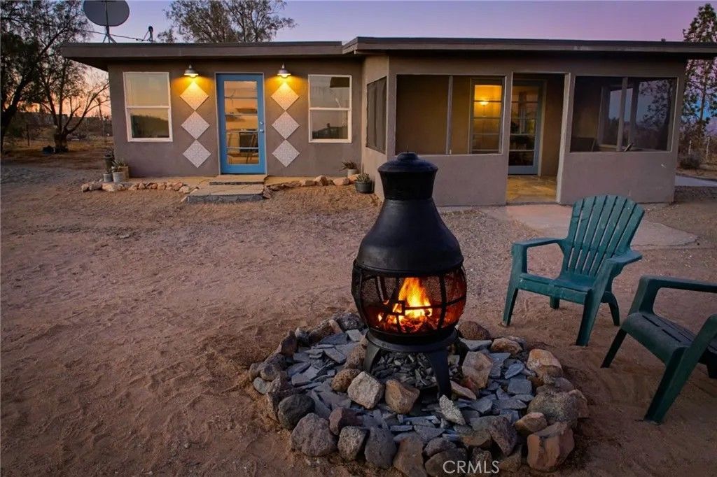 Photo of 915 Dakota Lane, Landers, CA 92285 (MLS # JT26090400)