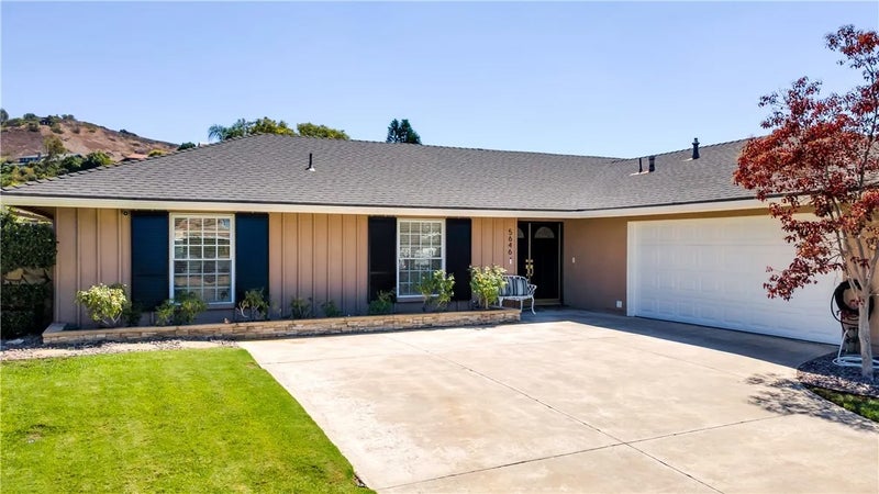 5646 E Valencia