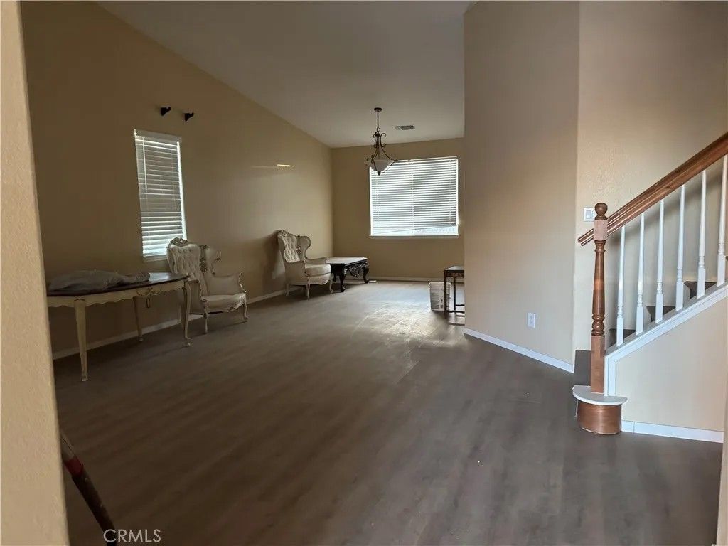 Photo of 594 Hyacinth Road, San Jacinto, CA 92582 (MLS # DW25034358)