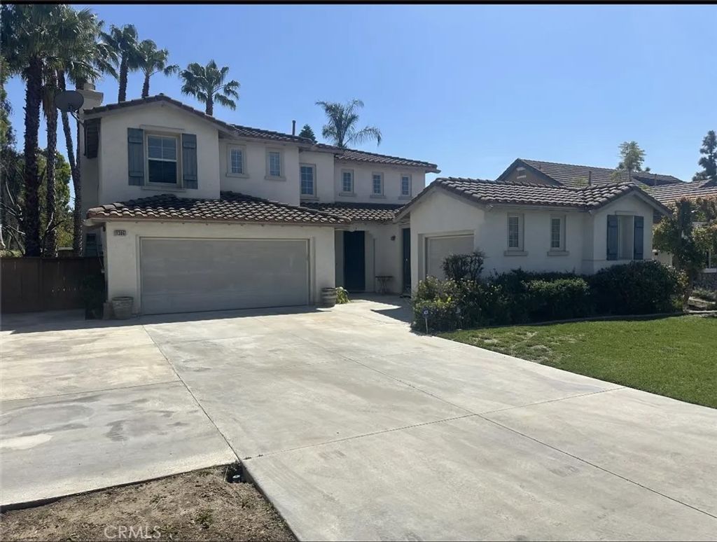 Photo of 11306 Trailstone Court, Riverside, CA 92505 (MLS # IV26013609)