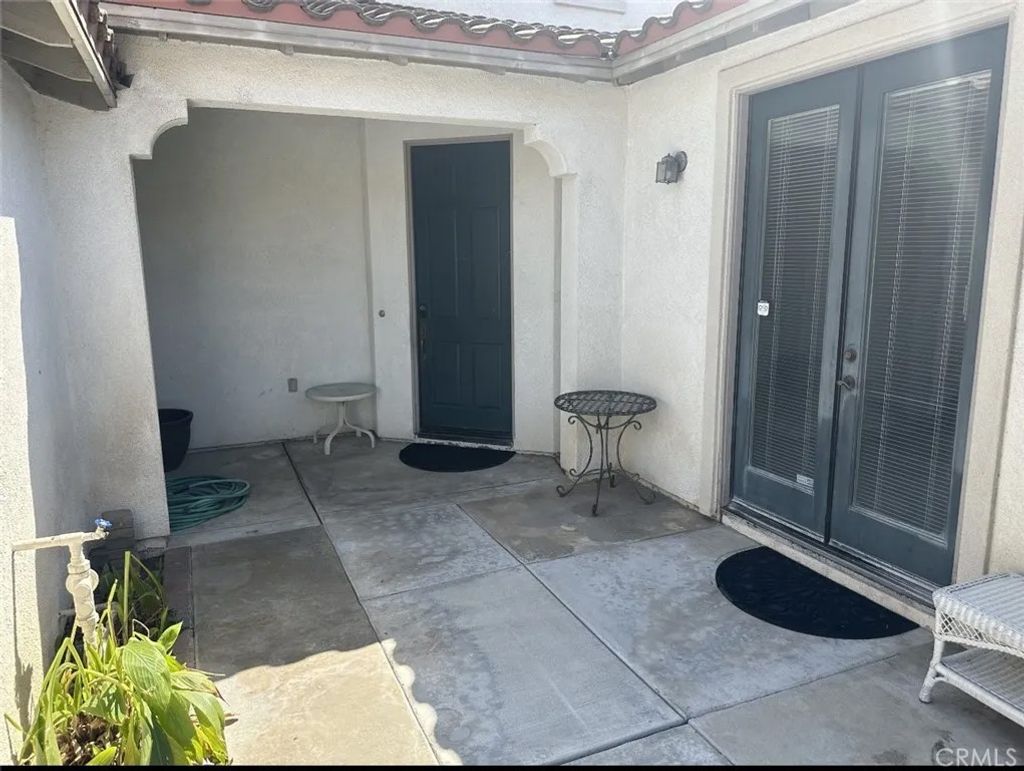 Photo of 11306 Trailstone Court, Riverside, CA 92505 (MLS # IV26013609)