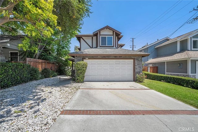 808 S California Avenue, Monrovia