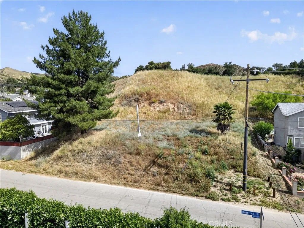Photo of 0 Hunstock, Val Verde, CA 91384 (MLS # SR26084842)